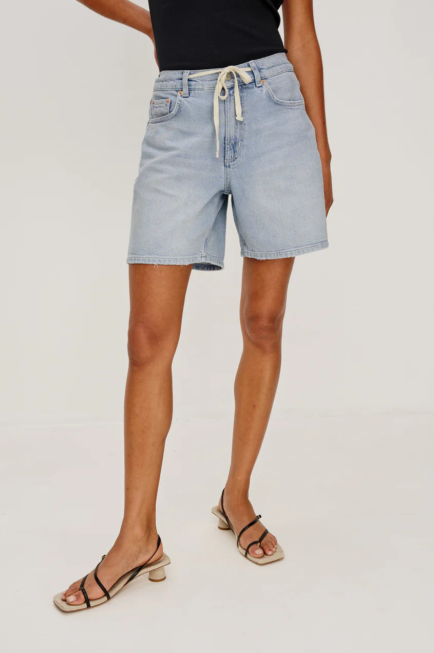 Dume Short
