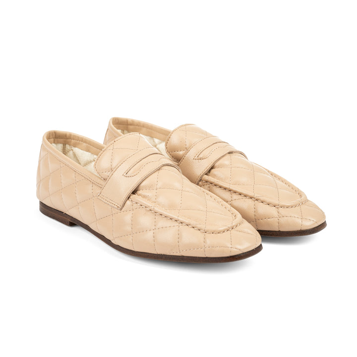 Essenziale Quilted Loafer