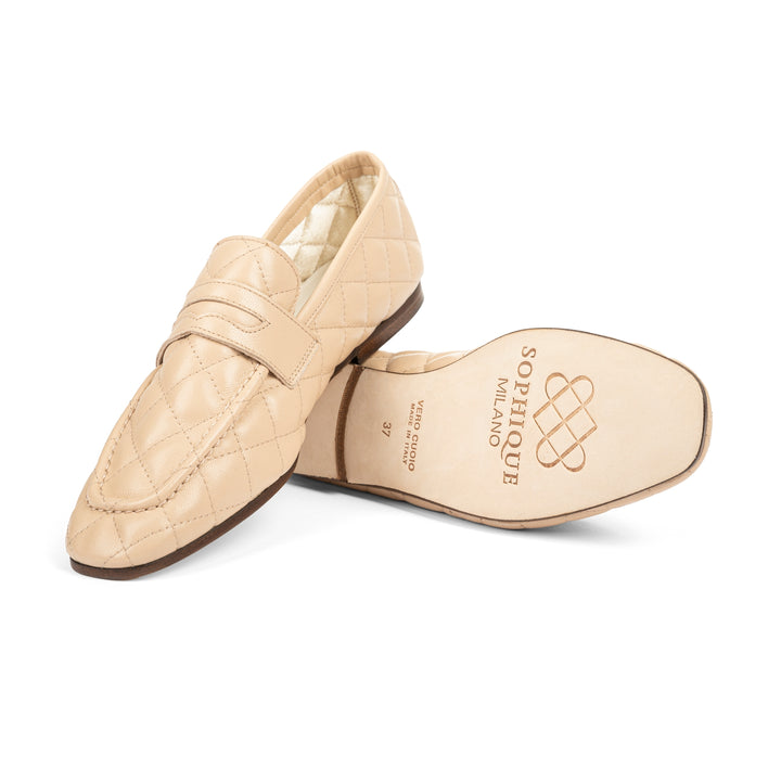 Essenziale Quilted Loafer