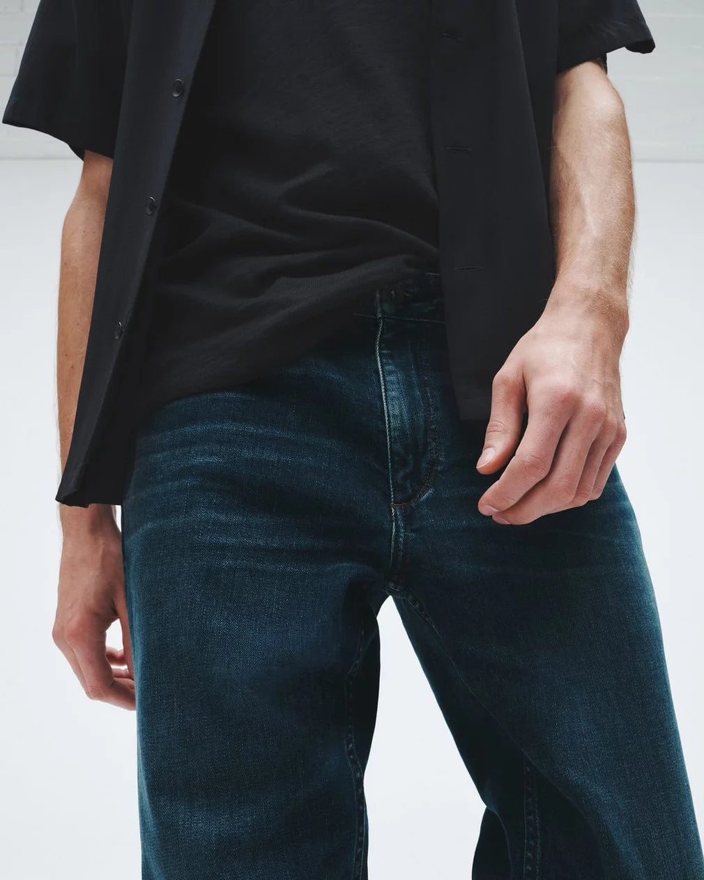 Fit 3 Athletic Fit Jean- Authentic Stretch