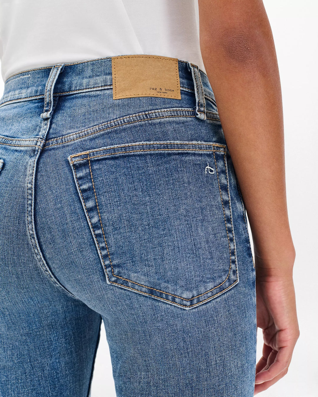 Peyton Ankle Bootcut Jeans