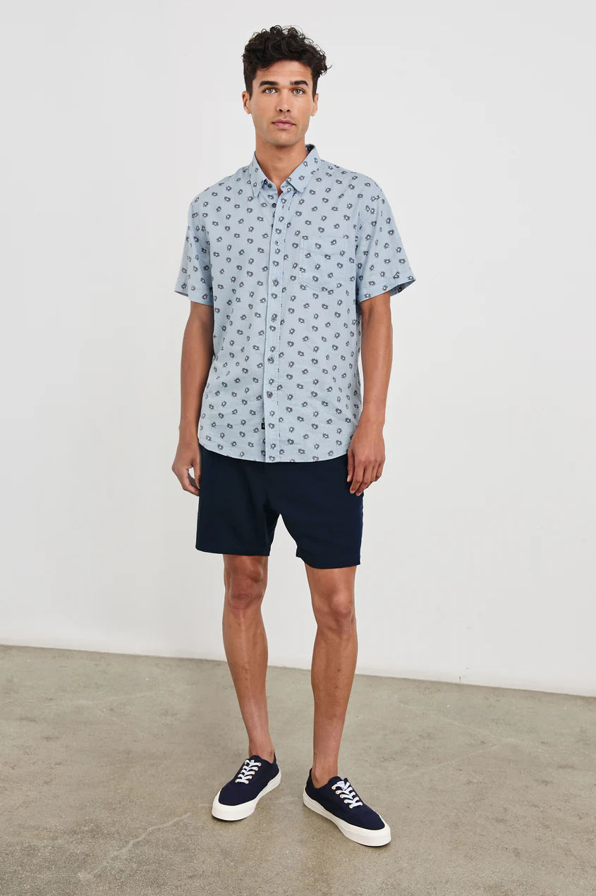 Carson Shirt in Daisy Toss Celestial