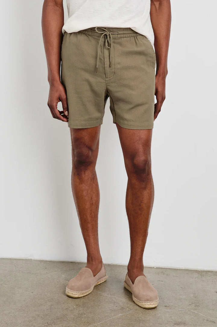 Archer 6" short