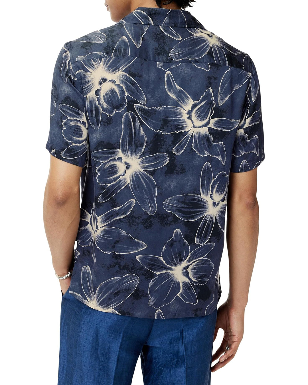 Dan Camp Collar in Lake Blue