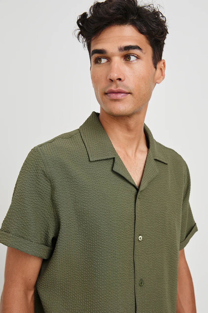 Amalfi Shirt in Olive Seersucker