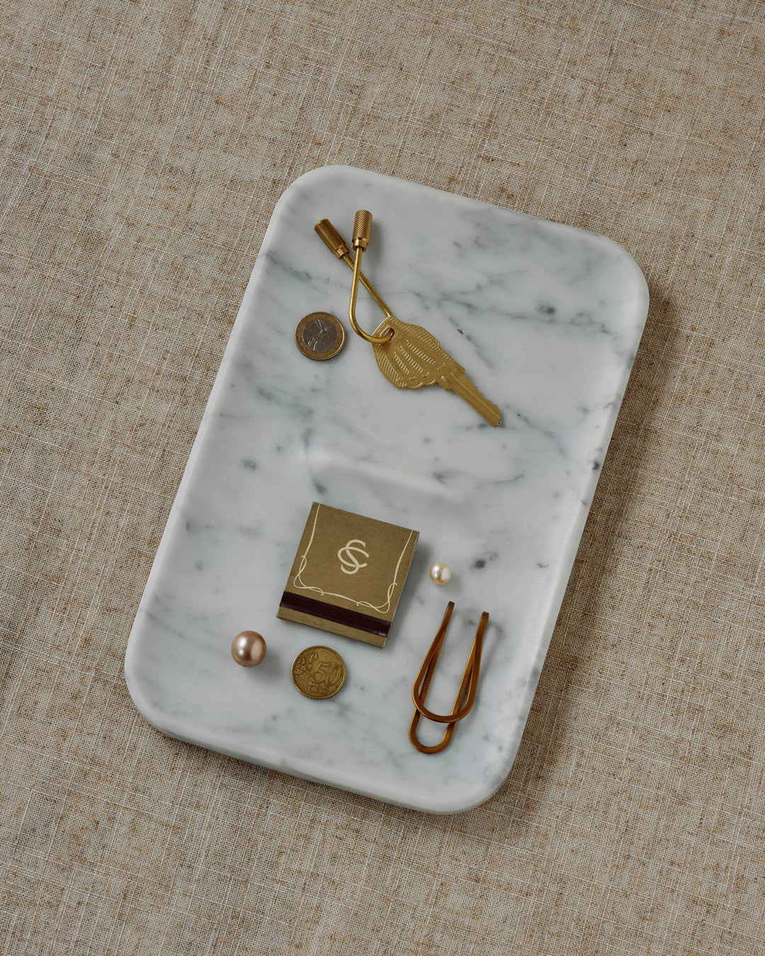 White Carrara Marble Nocturn Catch
