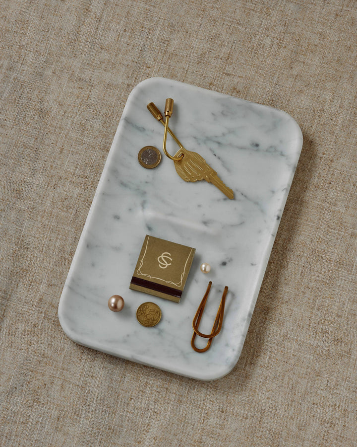 White Carrara Marble Nocturn Catch