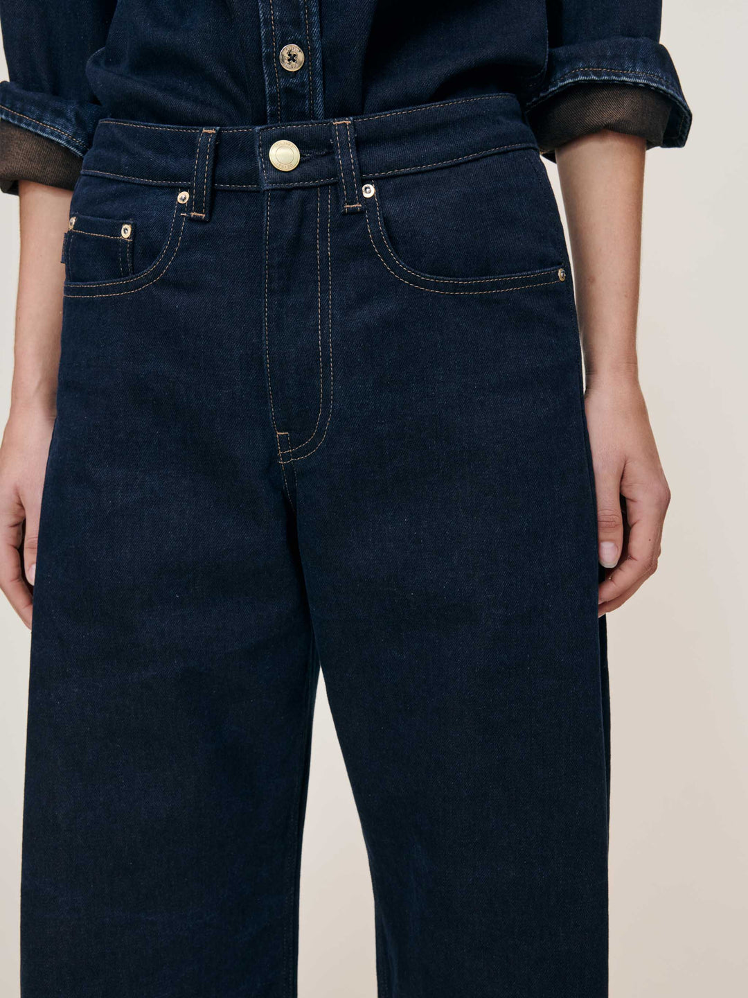 Rori Wide Barrel High Rise 31.5" Jeans