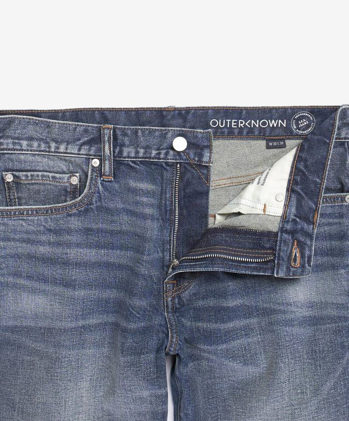 1630002-worn-3