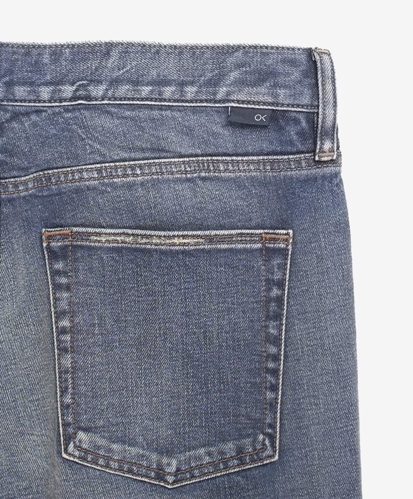 1630002-worn-5