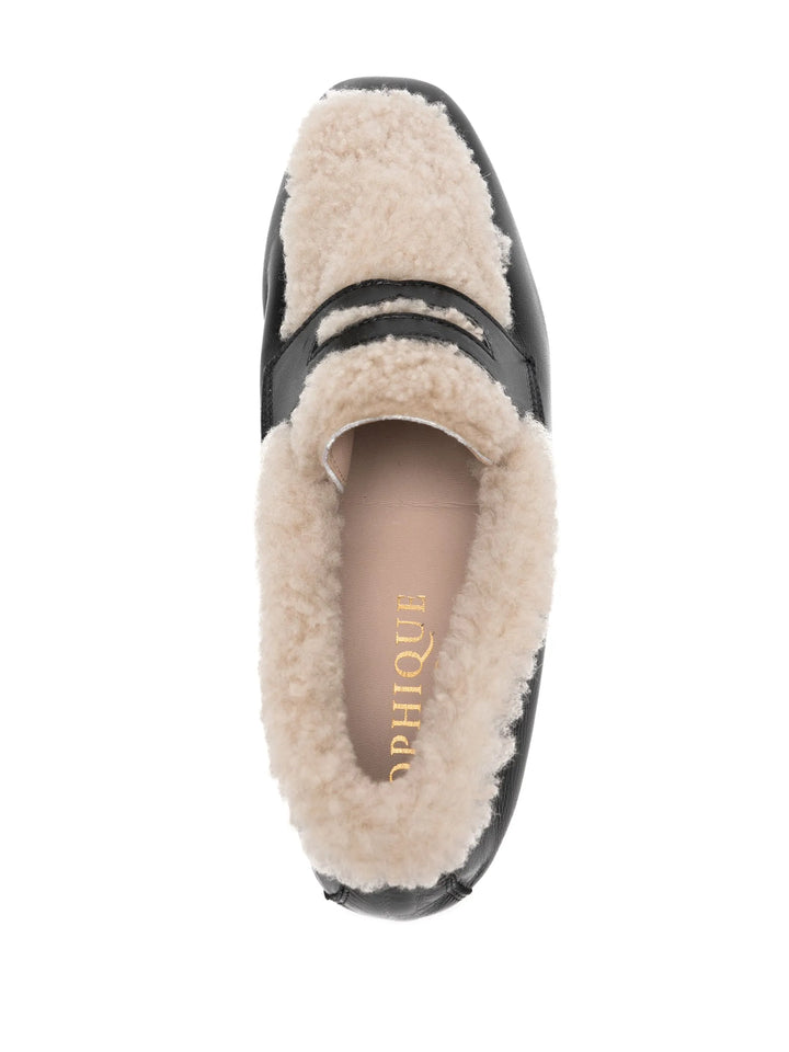 Calfskin & Shearling Essenziale Loafer