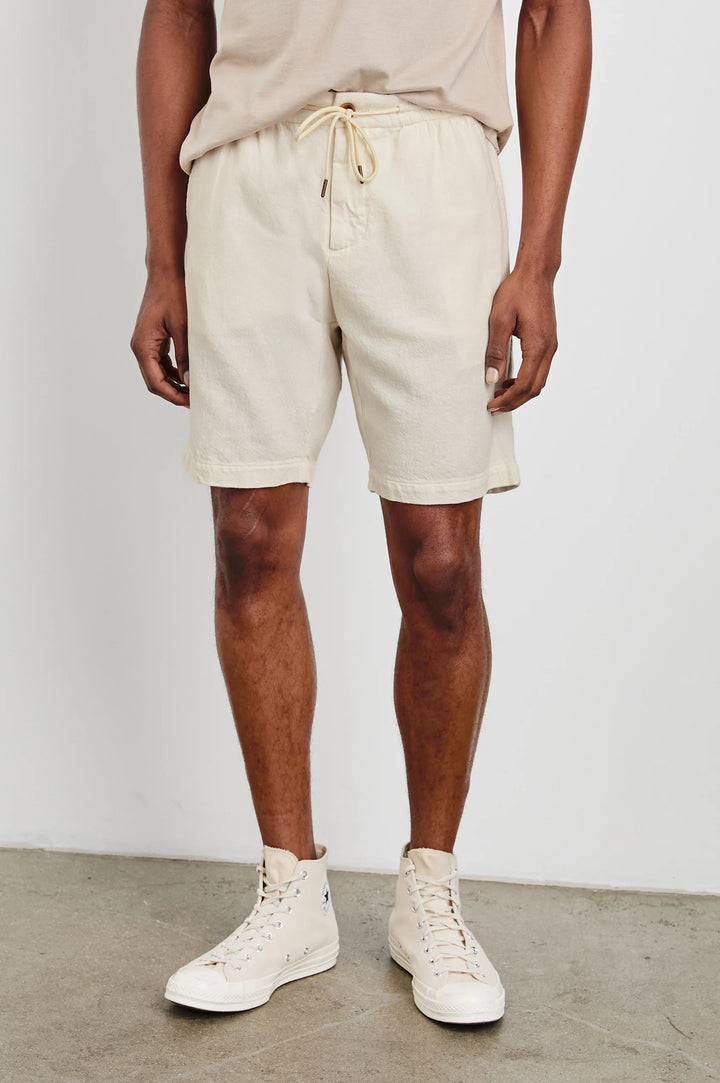 Archer 8.5" short
