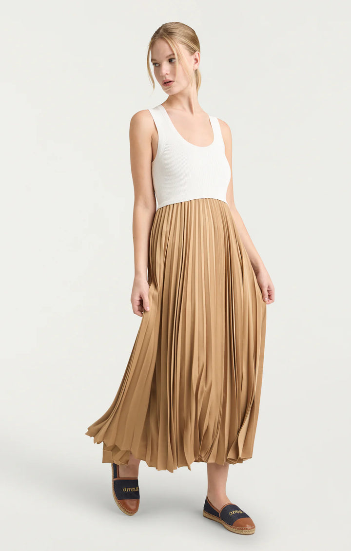 Parma Dress in White / Brown Sugar