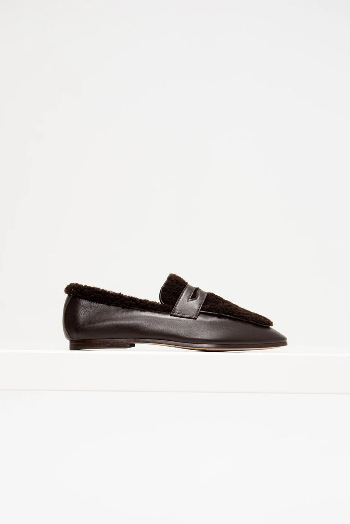 Calfskin & Shearling Essenziale Loafer