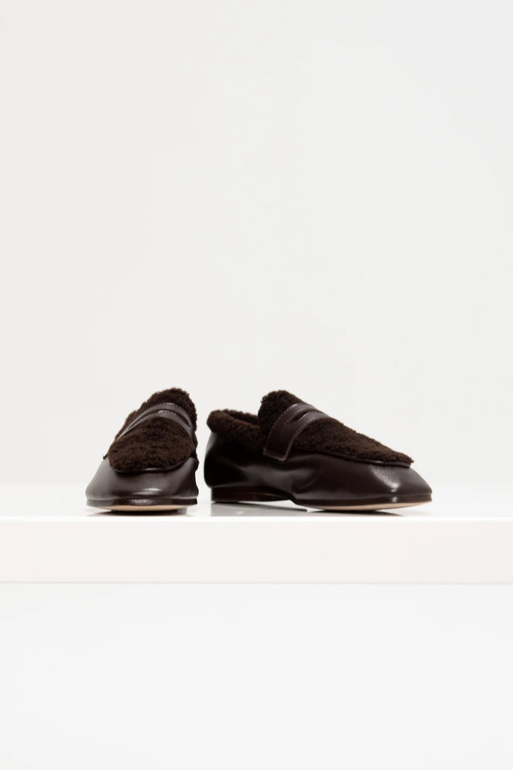 Calfskin & Shearling Essenziale Loafer