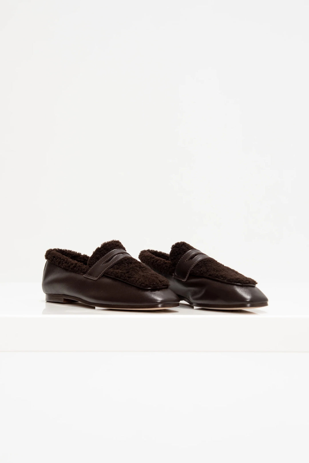 Calfskin & Shearling Essenziale Loafer