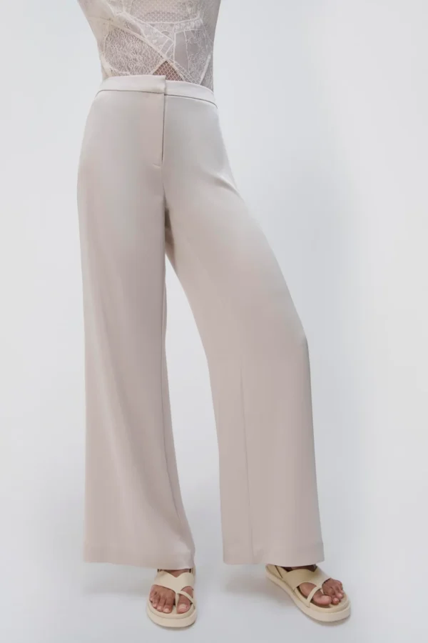 Naara Pant - Image 5