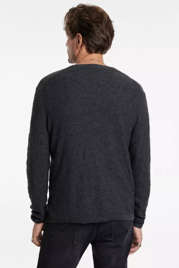 Alhandra Henley - Image 5