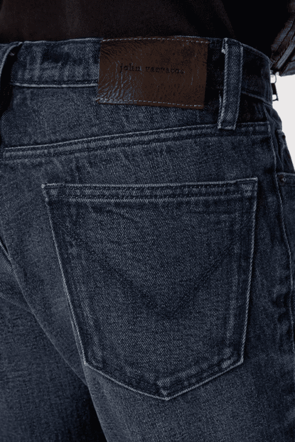 J702 Slim Fit Jeans - Image 5